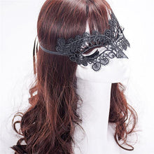 Load image into Gallery viewer, Masquerade Catwoman Lace Mask